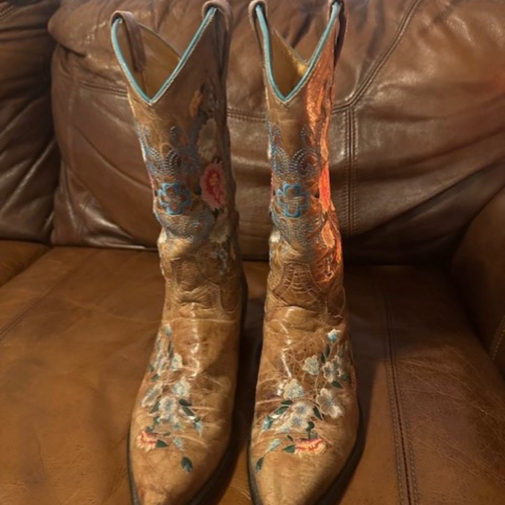 Macie Bean boots